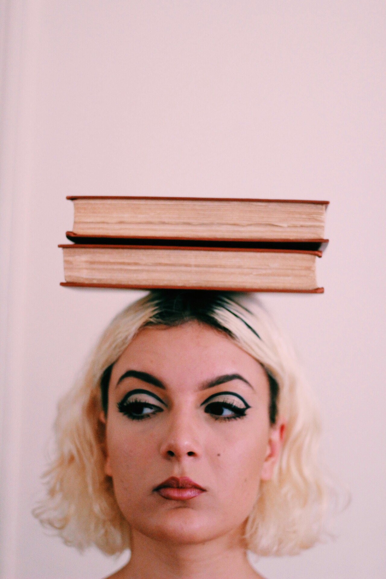 Top Tips for Balancing Your Hormones Naturally